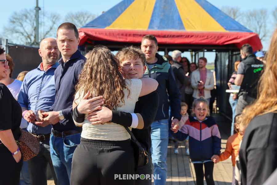 Sfeer Pleinpop Zondag (49)